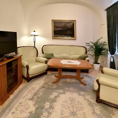 Апартаменты Golden Goose Кошице